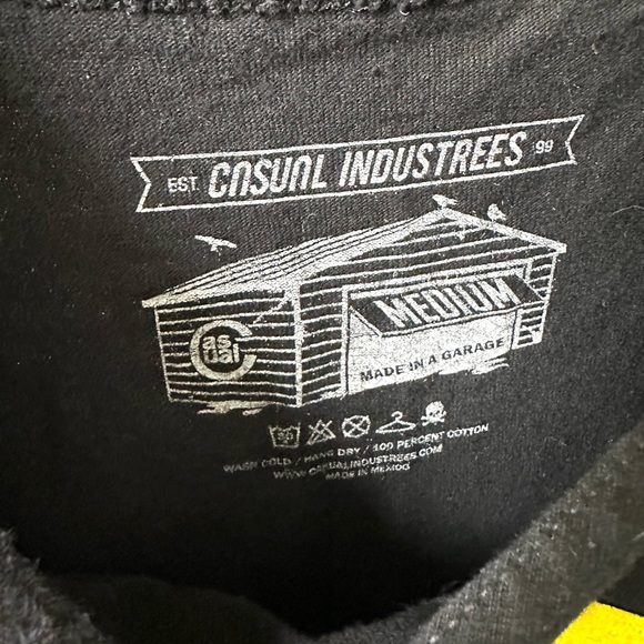 Seattle SEATOWN tank Green and Yellow with Space Needle - Picture 6 of 6